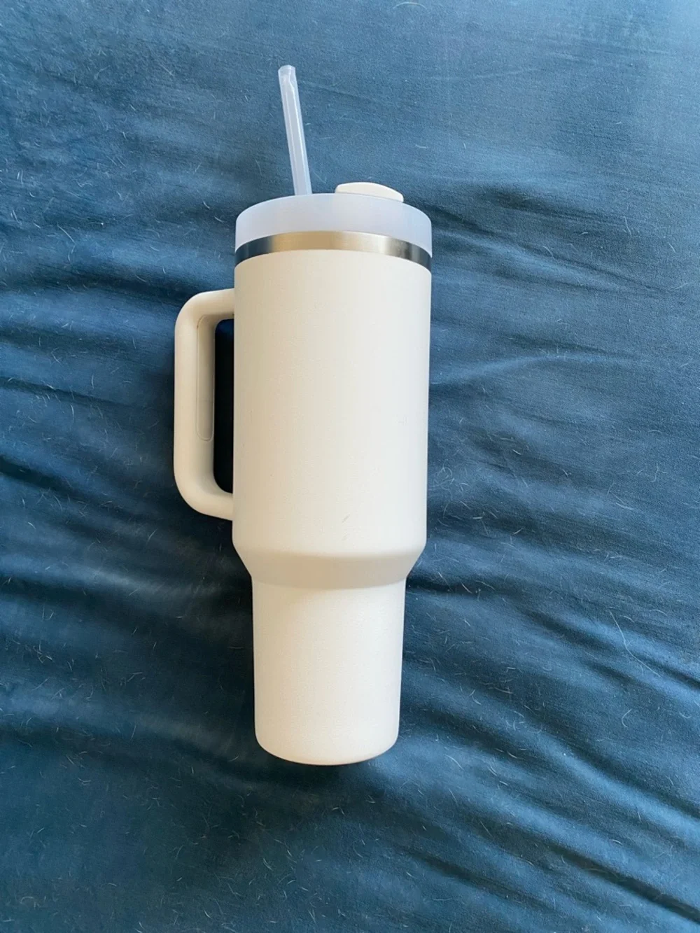 Stanley 40 oz White Travel Tumbler with Handle and Straw - Picture 2 of 8